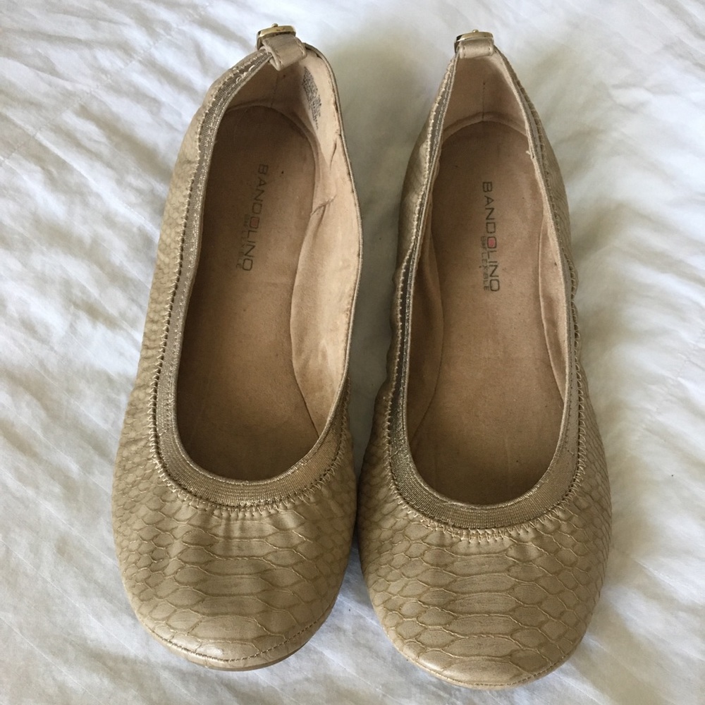 Bandolino Nude Flats